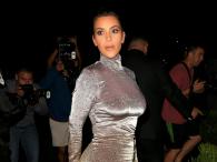Kim Kardashian w błyszczącej sukni